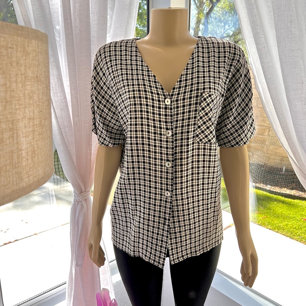 Plaid Short Sleeve Button Down Top Shirt Size L V Neck Vintage AKF New York